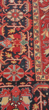 Load image into Gallery viewer, 1356 - Heriz Antico