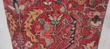 Load image into Gallery viewer, 1356 - Heriz Antico