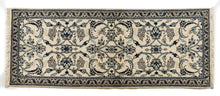 Load image into Gallery viewer, 1621 - Nain Tabas
