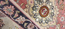 Load image into Gallery viewer, 3048 - Tabriz Vecchio Ex. Fine

