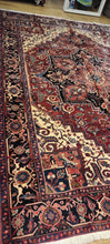 Load image into Gallery viewer, RE10192 Heriz Persia Semi Antico
