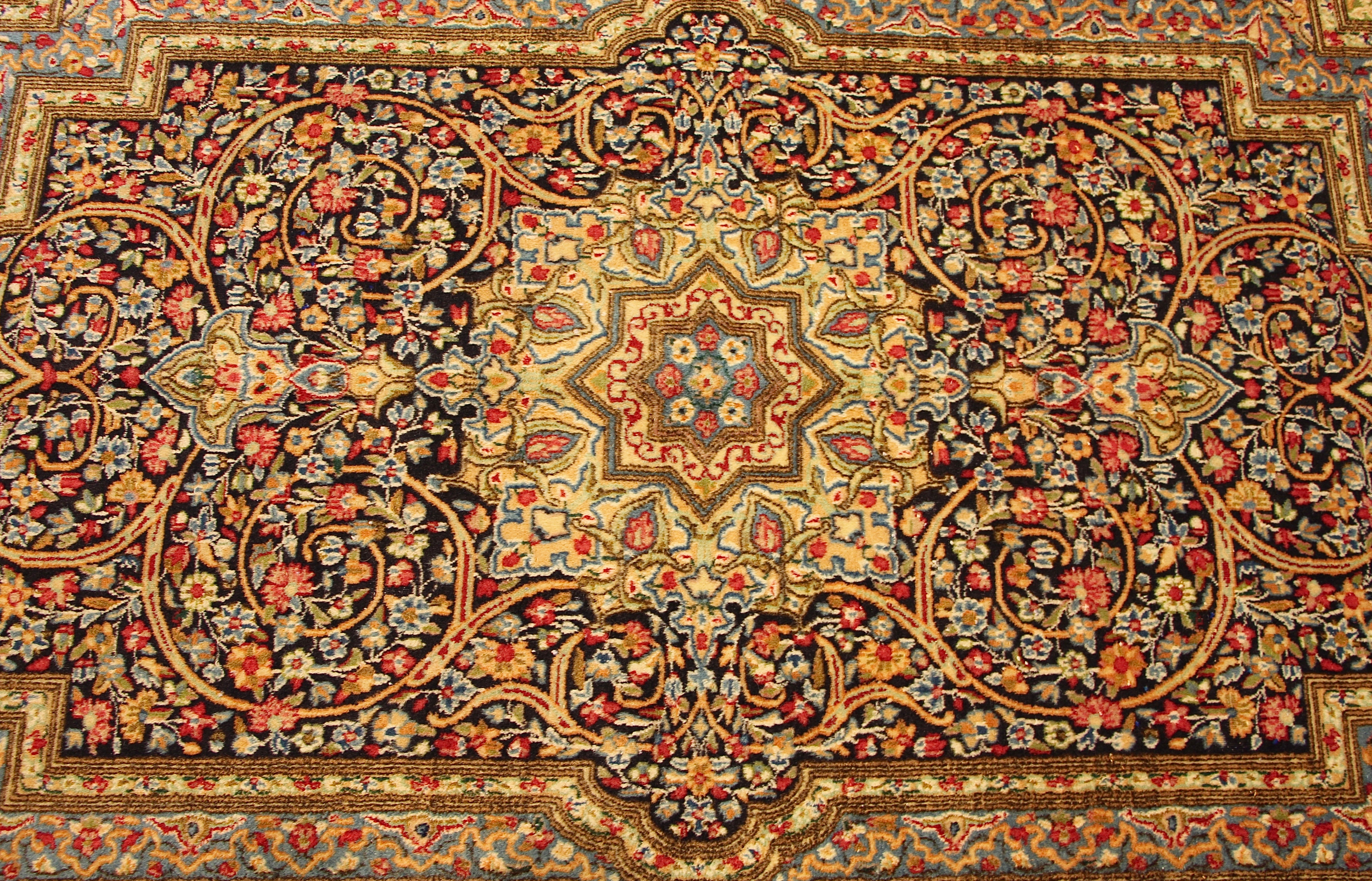 3175 Kerman Vecchio