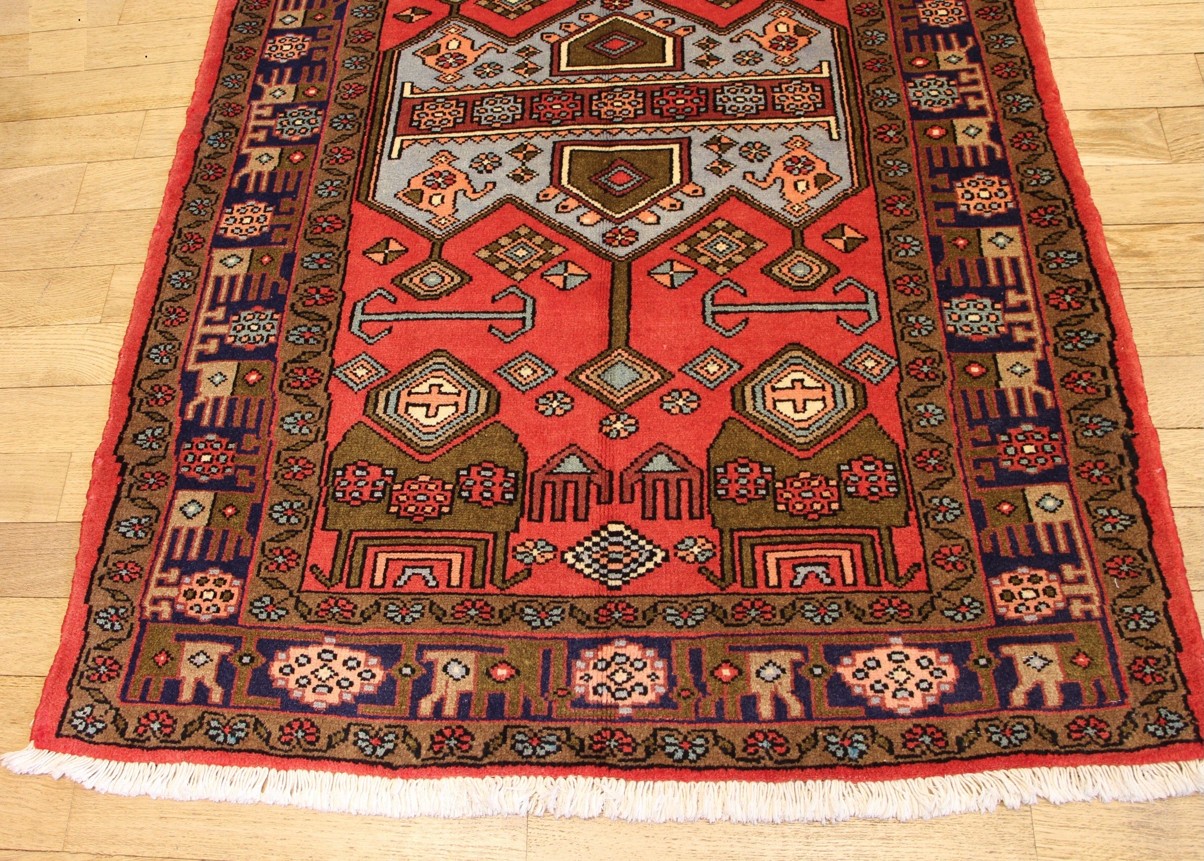 1122 Hamedan