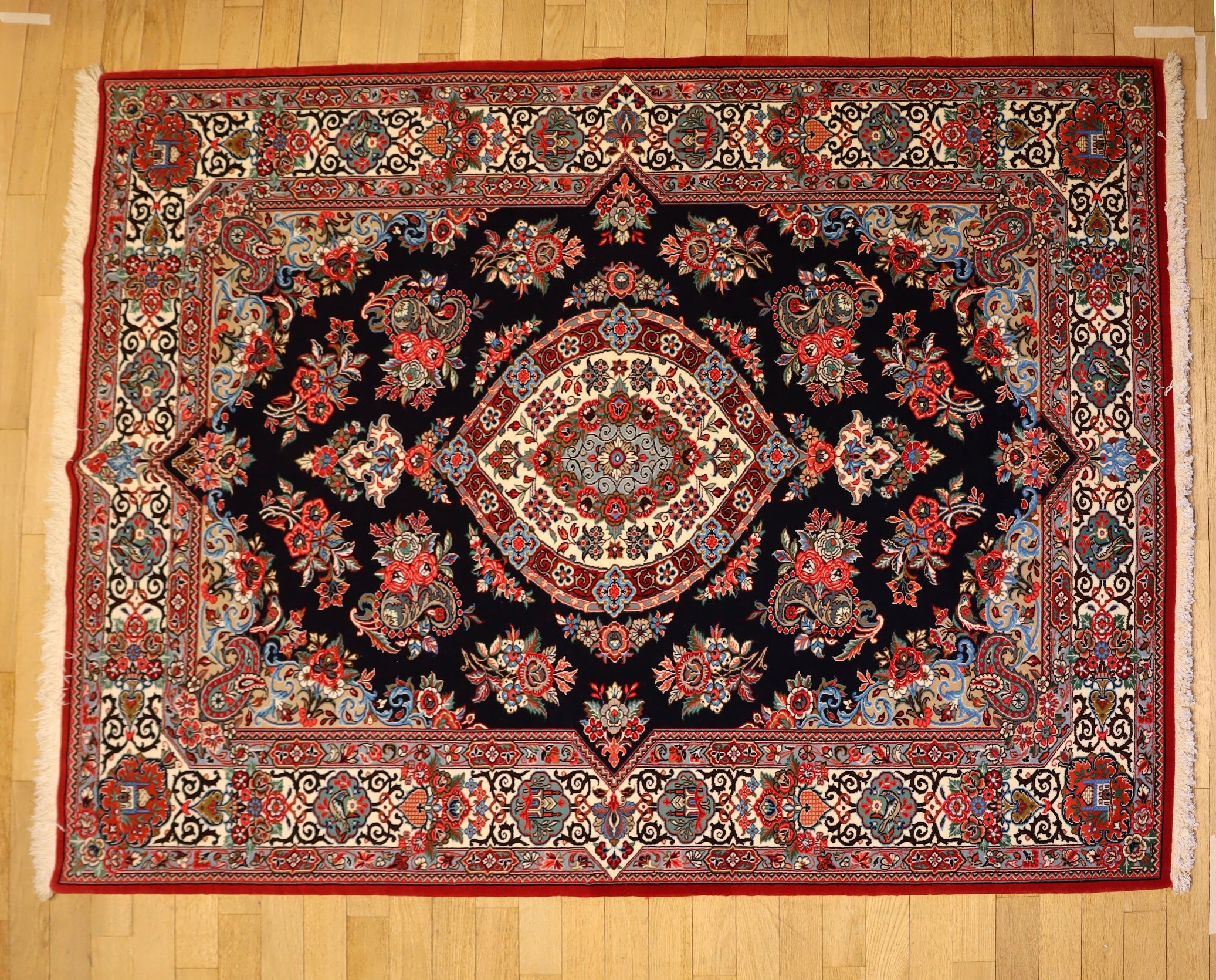 Qum - 3019